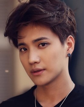 Kim Eun-sung as Wang Yiyang