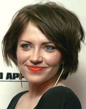 Dagmara Dominczyk as Amber