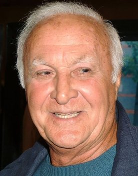 Robert Loggia Photo