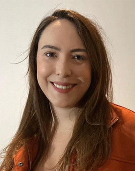 Fernanda Gonçalves as 