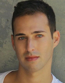 Bryan David Roberts as Wade