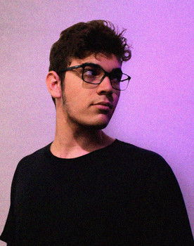 Gabriel Marcondes as Bruno