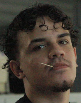 Max Amaral Júnior as Maxwell Dallas