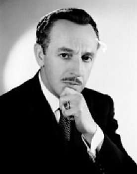 Francisco Jambrina as Leonardo del Paso