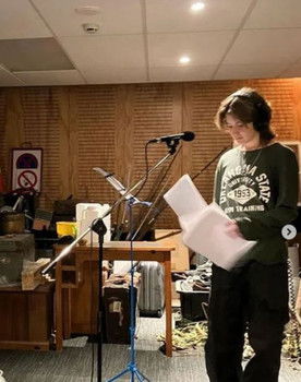 Fleur Cameron as Blue Bryn (voice)