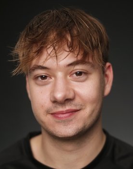Sam Seddon as Eddie Beesly
