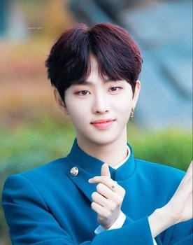 Lee Hyeop