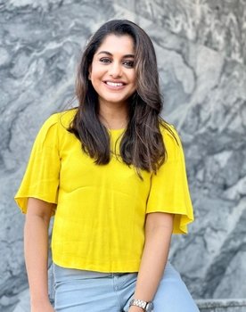 Meera Nandan as Special Appearance