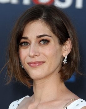 Lizzy Caplan