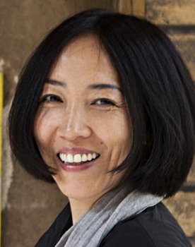 Byambasuren Davaa as Buyanaa