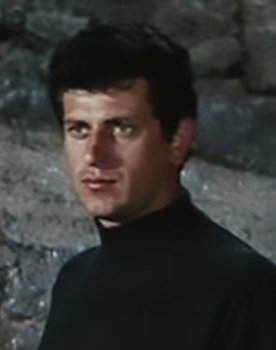 Yvan Chiffre as Christian
