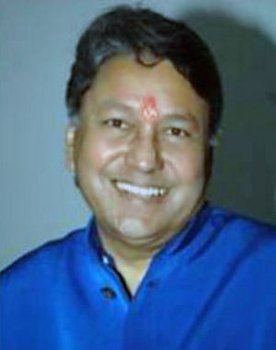 Sringar Nagaraj as Murthy