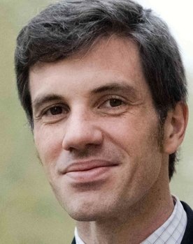 Vincent Fernandel as (voice)