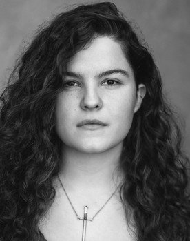 Eloise Pennycott as Daisy