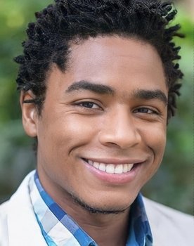 Sidney Santiago as Rapaz da Vitamina