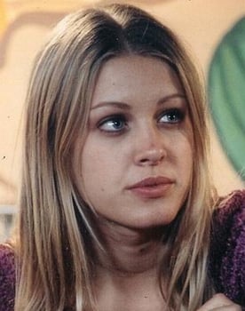 Sara Downing as Samantha / Jennifer