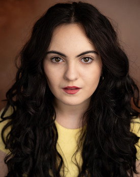 Valentina Starlotta as Lana