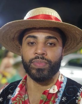Wesley Alves as Caçador