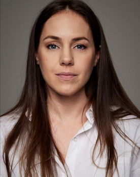 Camilla Meurer as Bo van der Wal