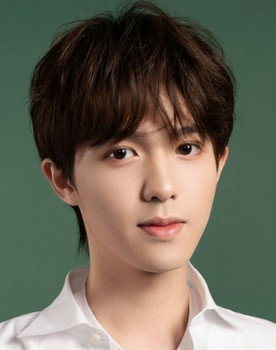 李昊