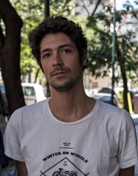Julián Kartun as Julián