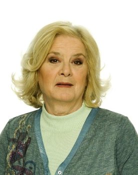Penelope Pitsouli as Aleka