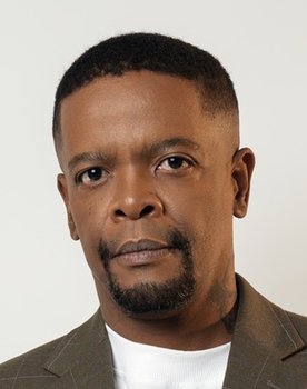 Trevor Gumbi as Bouncer 1
