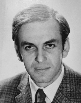 Sergei Desnitsky as Кузьмич