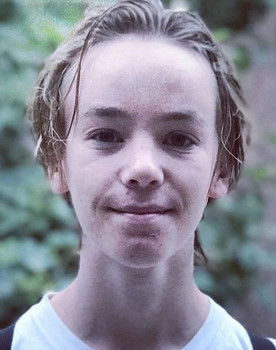 Charlie Nix as Charlie