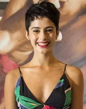 Benjamin Damini as Martinha (Marta Magalhães)