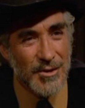 Guillermo Méndez as Guillermo Mendez