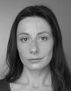 Hanna Bezmenova as Однокласниця мами