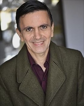 Samuel Code as Iván