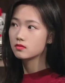 Ho Kit-san as 完颜萍 Yuen-ngan Ping