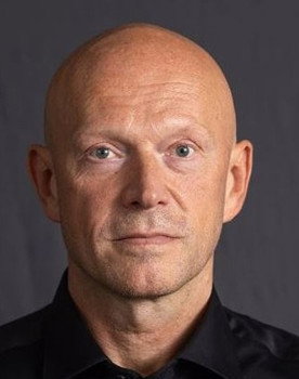 Johan Eriksson as Livvakt