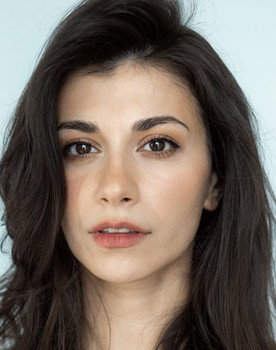 Yana Minosyan as 