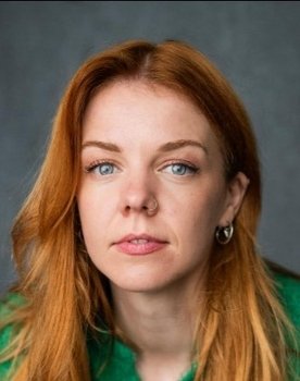 Hannah Morley as Molly