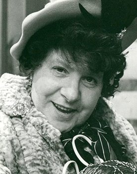 Irene Handl Photo