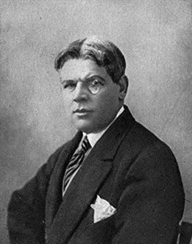 Louis Leubas as Le tenancier