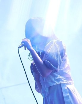 suis as Post-Office Clerk / Announcement (voice)