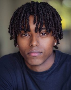 Mekonnen Knife as Vargas