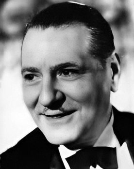 Guillaume de Sax as Maître Laignan