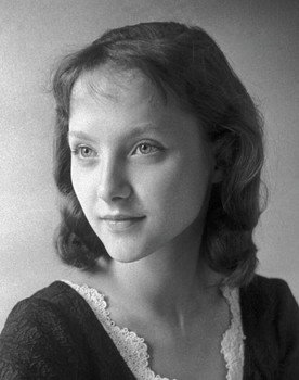 Yelena Ryabinkina as 