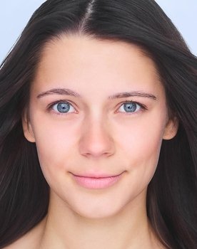 Ashley Poulin as Jules Suttcliffe