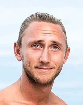 Christoffer Willén as Surgeon