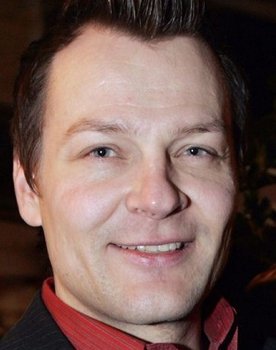 Petri Hanttu as Pekka