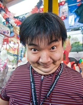 Noboru Iguchi as Bear (voice)