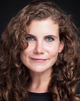 Ayşecan Tatari as Çocuk