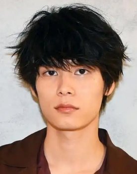 Riku Hagiwara as Shunsuke  Fujie