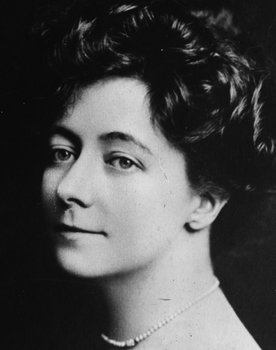 Cecilia Loftus as Cornelia Carlyle